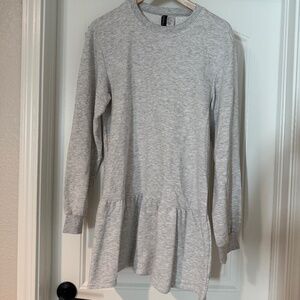H&M Gray Peplum Hem Sweatshirt Dress – Size S